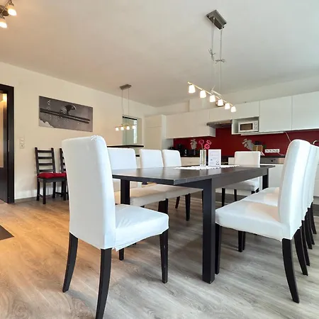 아파트 Haus Pia By A Casa *