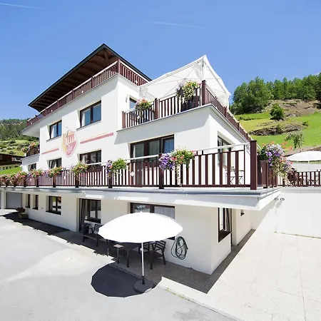 Appartement Haus Pia By A Casa Sölden